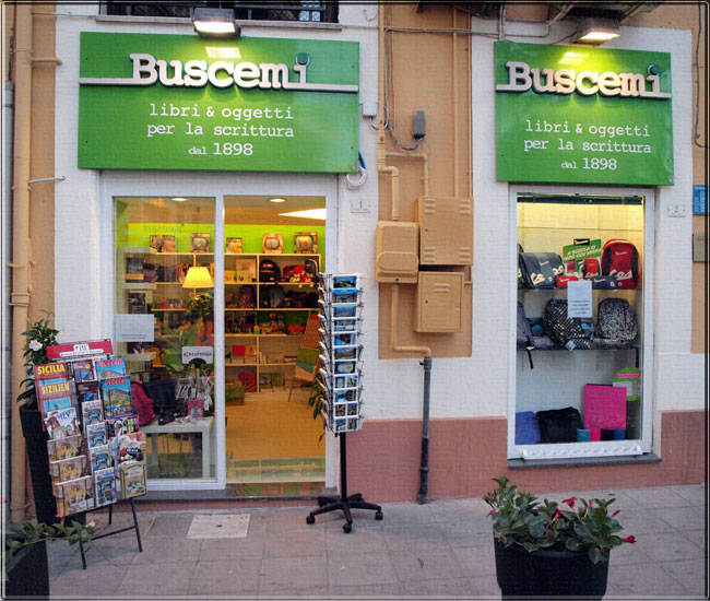 Vetrina Libreria Buscemi